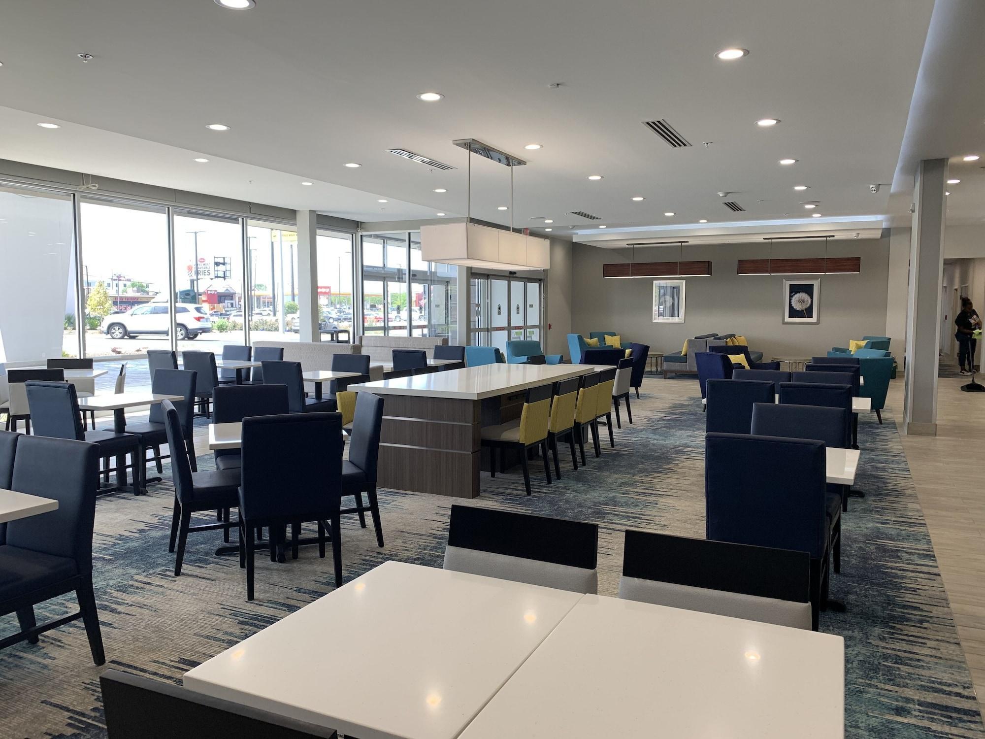 La Quinta Inn & Suites By Wyndham Tifton Exteriör bild