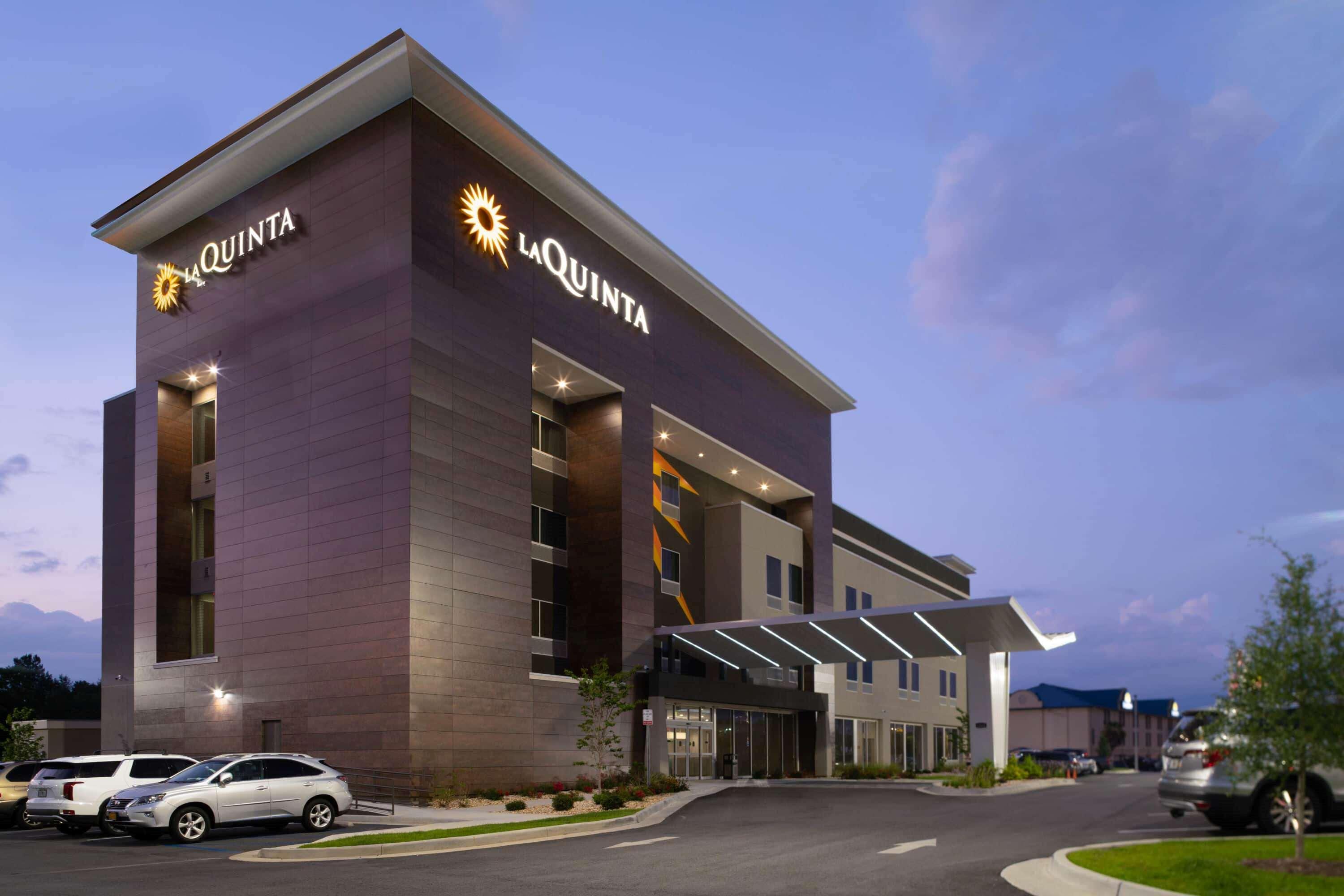 La Quinta Inn & Suites By Wyndham Tifton Exteriör bild