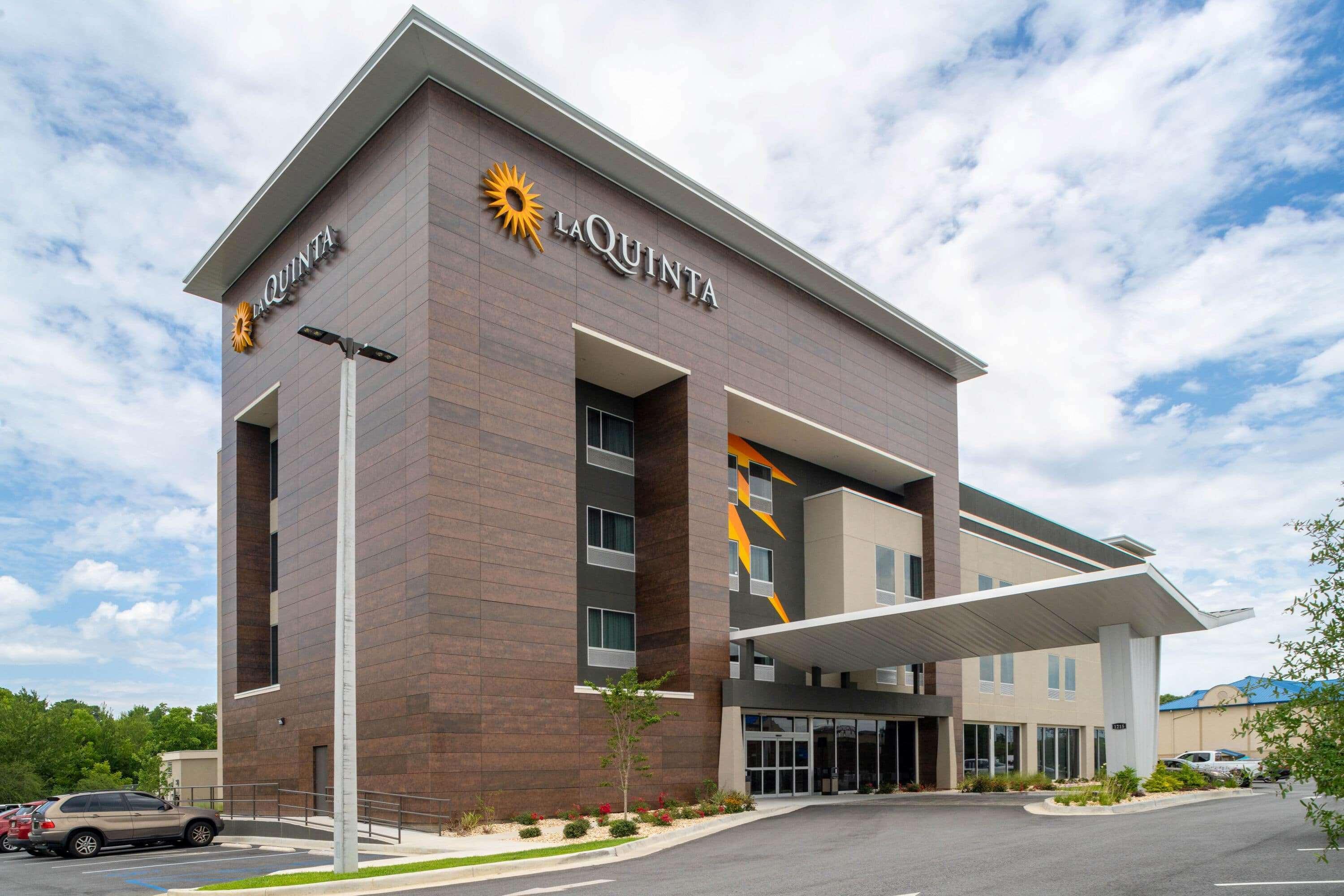La Quinta Inn & Suites By Wyndham Tifton Exteriör bild